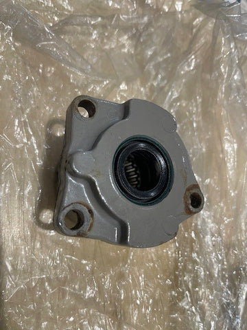 OMC BRP Johnson Evinrude Driveshaft Bearing Housing & Seal 0432287 0435274
