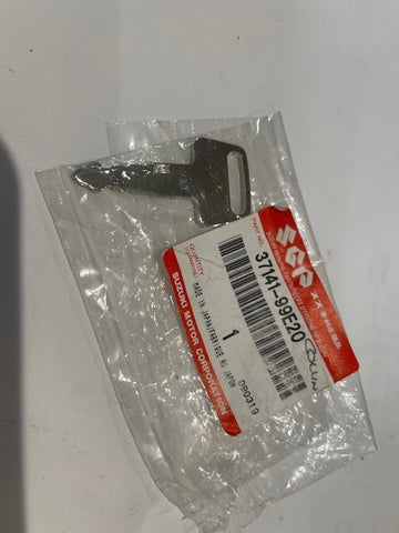 Suzuki 37141-99E780 Ignition Key no 933