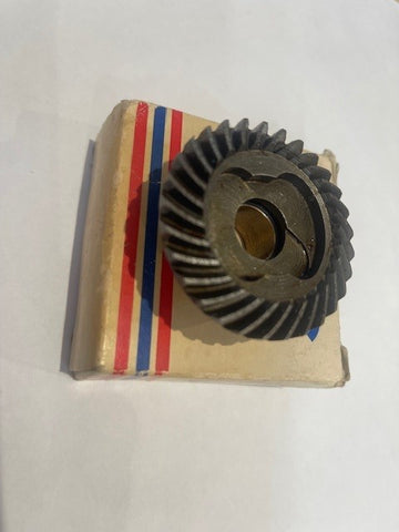 Genuine Johnson Evinrude 0389571 Fwd Gear & Bushing 0438966