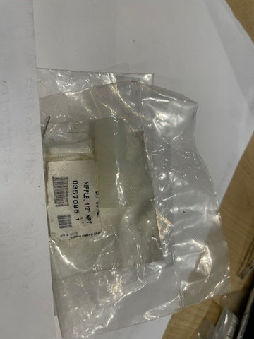 OMC BRP Johnson Evinrude Etec Nipple, 1/2" NPT 0357085