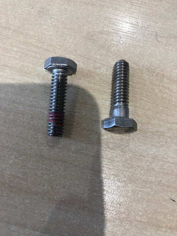 Screw 0302325