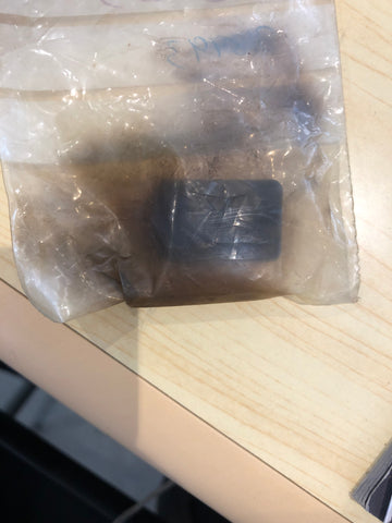 Thrust mount 0318993
