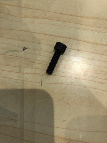 Screw 0324365