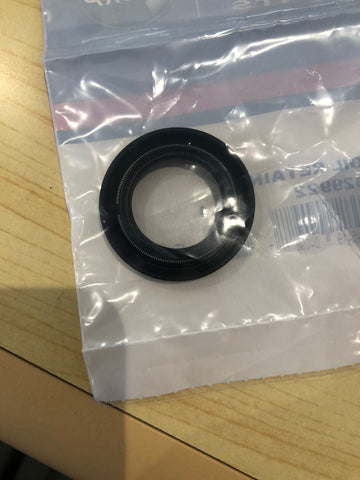 Oil retainer 0329922