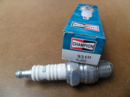 Evinrude Johnson Champion Spark Plug QL82C
